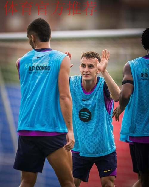 汉西·弗里克的巴萨：从巅峰到低谷，一年间的巨变