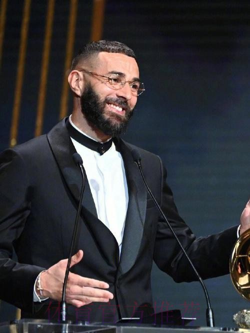 马内:本泽马该拿金球奖 他表现出不可思议水准 马内:本泽马该拿金球奖 他表现出不可思议水准